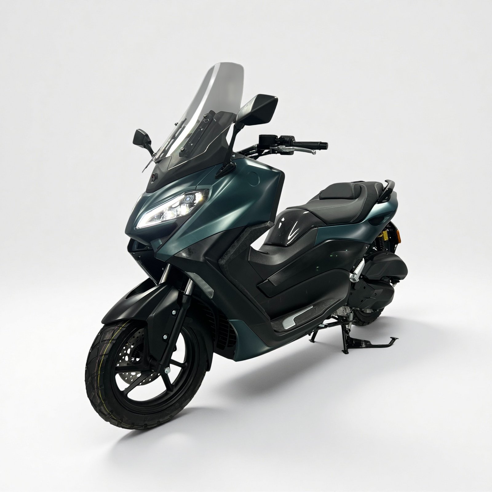 300cc Gas Scooter (Model: YANGWANG-300)